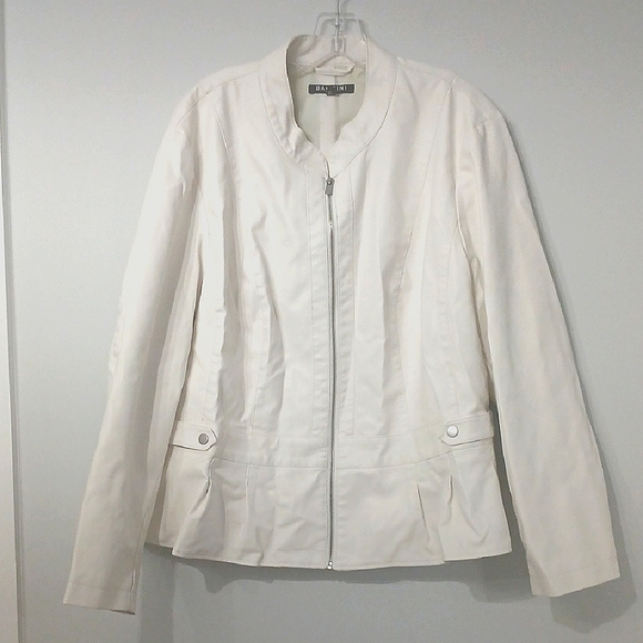 Calvin Klein Jackets & Blazers - Baccini Women's White Jacket, Gentle Used , Sz 3X